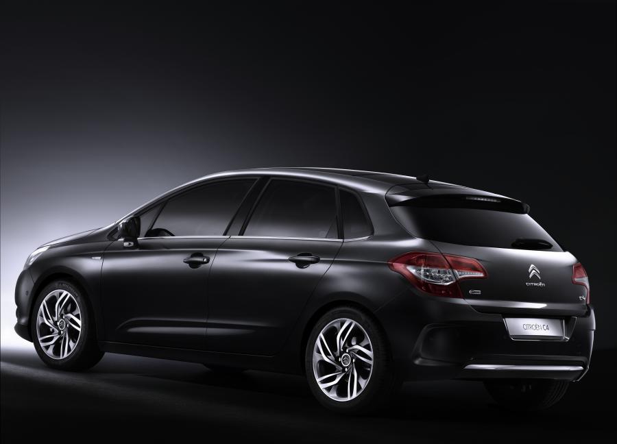  Citroen C4 2010 года  (фото 13 из 147)